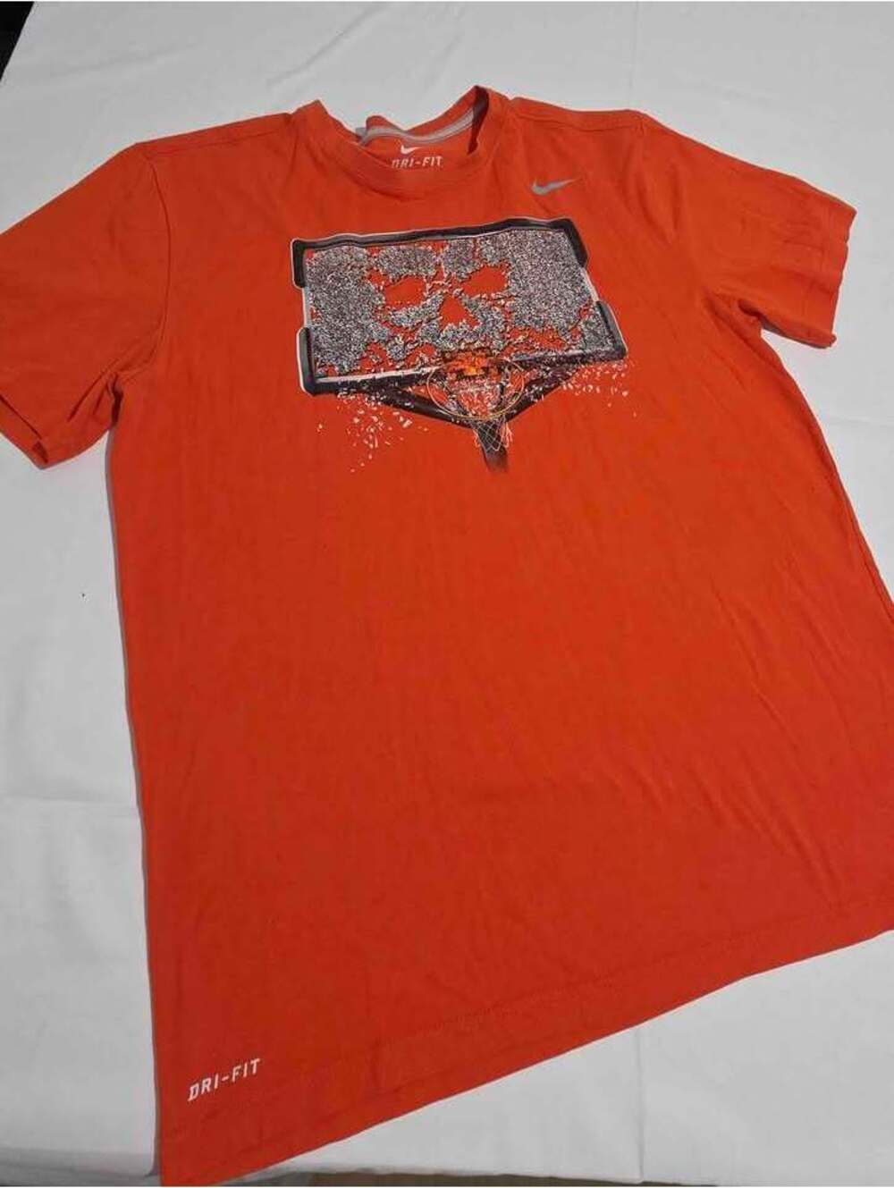 Nike Dri-FIT Large Orange Shattered Backboard Basketball T-Shirt size Large